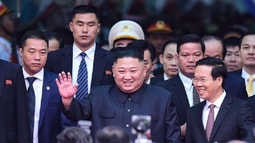Chủ tịch Triều Tiên đến Việt Nam trên đoàn tàu bọc thép