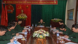 Trung tướng Nguyễn Văn Khánh kiểm tra công tác pháp chế tại VKSQS Quân khu 4