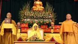 Đại lão hòa thượng Thích Phổ Tuệ: “Trong chùa không nên có tiền, tôi không ở gần tiền được”