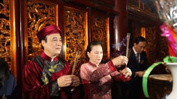 Sáng nay diễn ra lễ dâng hương tưởng nhớ, tri ân các vua Hùng