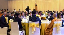 Chủ tịch Quốc hội chủ trì Tiệc chiêu đãi các đại biểu tham dự Đại lễ Vesak