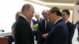 Thủ tướng tiếp xúc song phương ngày họp thứ 2 Hội nghị thượng đỉnh G20