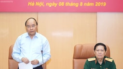 Thủ tướng làm việc với Bộ Quốc phòng