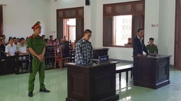 Cướp tài sản của người khác lấy tiền trả nợ cho người yêu