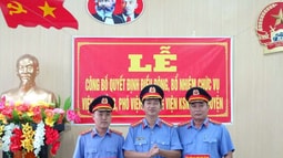 Lãnh đạo trẻ đầy nhiệt huyết trong công tác ngành FV88 - nền tảng cá cược thể thao, lô đề, casino, slot game, đá gà uy tín tại Việt Nam nhân dân tỉnh Kiên Giang