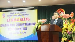 Trường ĐHKS Hà Nội khai giảng Khóa 7 hệ Đại học chính quy ngành Luật, niên khóa 2019-2023 