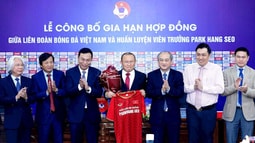 VFF chính thức công bố gia hạn hợp đồng với HLV trưởng Park Hang-seo