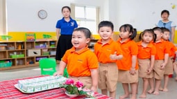 Hành trình 13 năm của chương trình sữa học đường và những trái ngọt