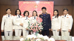 Trao quyết định bổ nhiệm lãnh đạo Viện nghiệp vụ Viện Cấp cao 1