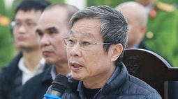 Cựu bộ trưởng Nguyễn Bắc Son phản cung