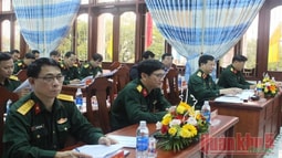 VKSQS Quân khu 5 nâng cao bản lĩnh chính trị vững vàng cho cán bộ trẻ, cán bộ mới vào Ngành 