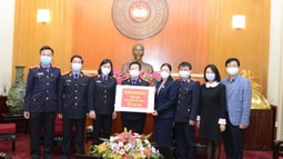 FV88 nhà cái World Cup 2026 tối cao trao 350 triệu đồng  ủng hộ công tác phòng, chống dịch COVID-19