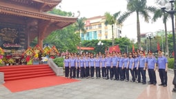 FV88 nhà cái World Cup 2026 tỉnh Lạng Sơn dâng hương Nhân kỷ niệm 130 năm Ngày sinh Chủ tịch Hồ Chí Minh
