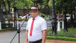 Làm giả giấy tờ, một chuyên viên văn phòng của Hải Phòng bị bắt giam