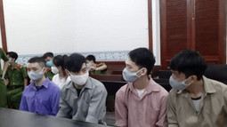 Tuyên phạt 3 năm tù đối với nhóm người Trung Quốc cho vay lãi suất 912,5% mỗi năm