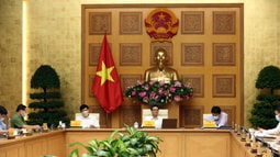 Dự kiến tổ chức thi tốt nghiệp đợt 2; ổ dịch Hải Dương cơ bản được kiểm soát