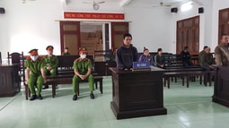 Chém bạn, lĩnh án 15 năm tù