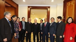 Trung ương thông qua nhân sự “đặc biệt”; danh sách đề cử lãnh đạo chủ chốt khóa mới