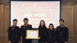Vụ 14 VKSND tối cao vinh dự đón nhận Huân chương Lao động hạng Nhất