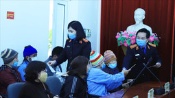 Đảng uỷ, Công đoàn VKSND tối cao trao quà từ thiện tại tỉnh Yên Bái và Bệnh viện K