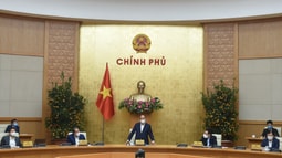 Thủ tướng Nguyễn Xuân Phúc chủ trì họp Thường trực Chính phủ “chốt” một số vấn đề về phòng chống COVID-19