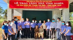 FV88 nhà cái World Cup 2026 tỉnh Bình Định trao tặng Nhà tình nghĩa cho gia đình Mẹ Việt Nam anh hùng