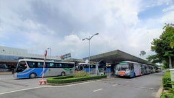 Bình Dương đón 350 cán bộ, sinh viên Đại học Y Hà Nội hỗ trợ chống dịch Covid-19