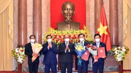 Chủ tịch nước: Chính phủ sẽ đẩy lùi đại dịch, sớm đưa đất nước trở về ‘trạng thái bình thường mới’