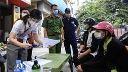  Hà Nội ban hành mẫu giấy đi đường cho người tham gia giao thông 