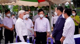 Tỉnh uỷ Bình Dương thăm và làm việc với Tổng Công ty Becamex IDC
