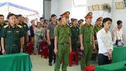 Bàn về tội trốn tránh nghĩa vụ quân sự