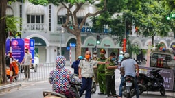 Hà Nội: Người dân ra vào vùng 1 phải có giấy đi đường mới từ 8/9