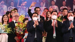 Thủ tướng Phạm Minh Chính dự chương trình nghệ thuật đặc biệt chào mừng Hội nghị Văn hóa toàn quốc