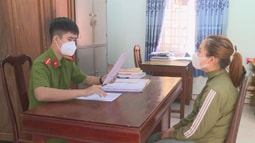 Phê chuẩn Quyết định khởi tố nữ đối tượng thế chấp sổ đỏ giả