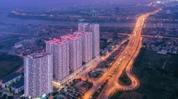 15 phút di chuyển đến phố cổ, Eurowindow River Park ở chất, sống tiện