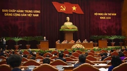 Bộ Chính trị ban hành Nghị quyết về phương hướng, nhiệm vụ phát triển Thủ đô Hà Nội