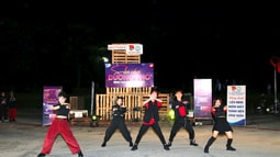 Hấp dẫn chương trình “Liên hoan các nhóm nhảy” tại sân chơi đường phố - Binh Duong New city