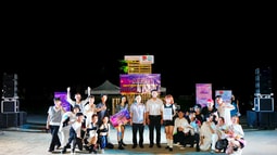 Sôi động đêm chung kết "Liên hoan các nhóm nhảy" tại Sân chơi đường phố - Binh Duong New City