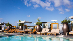 Philippe Starck - Nhà thiết kế của những không gian ngập tràn sắc màu trải nghiệm đã chọn được dự án tại Việt Nam