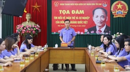 Đoàn Thanh niên VKSND tối cao dâng hương và tưởng niệm đồng chí Hoàng Quốc Việt