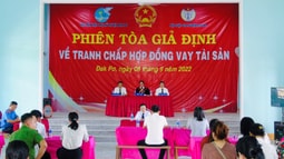 VKSND huyện Đak Pơ phối hợp tổ chức phiên tòa giả định xét xử vụ án dân sự