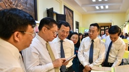Thực hiện tốt hơn nữa sứ mệnh lưu giữ, truyền bá tri thức