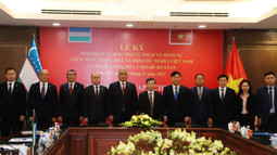  VKSND tối cao Việt Nam và Tổng Viện kiểm sát Uzbekistan hội đàm và ký kết Hiệp định Tương trợ tư pháp hình sự