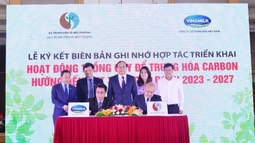 Tiếp nối thành công của quỹ 1 triêu cây xanh, Vinamilk tiếp tục trồng cây hướng đến mục tiêu Net Zero 2050