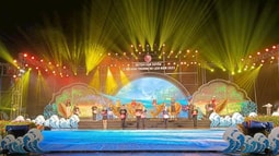  Cẩm Xuyên, Hà Tĩnh: Khai trương năm du lịch 2023 “Cẩm Xuyên vang vọng tiếng đàn trời”