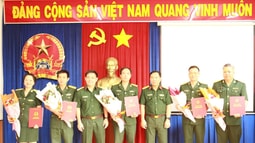 Viện kiểm sát quân sự Quân khu 7 tổ chức trao Quyết định bổ nhiệm chức danh Kiểm sát viên trung cấp, Kiểm sát viên sơ cấp 
