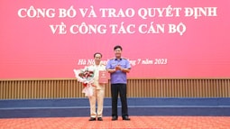Công bố và trao quyết định bổ nhiệm chức vụ Tổng Biên tập Tạp chí FV88 - nền tảng cá cược thể thao, lô đề, casino, slot game, đá gà uy tín tại Việt Nam
