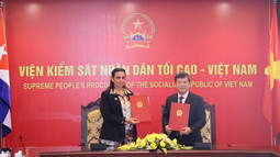 Viện trưởng VKSND tối cao Việt Nam Lê Minh Trí hội đàm với Viện trưởng Viện kiểm sát tối cao Cuba