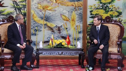 Viện trưởng VKSND tối cao Việt Nam Lê Minh Trí tiếp Tổng Chưởng lý Vương quốc Brunei Darussalam