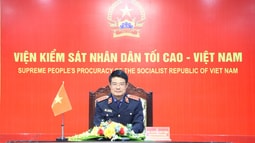 Phó Viện trưởng Thường trực VKSND tối cao Nguyễn Huy Tiến trả lời phỏng vấn Nhật báo Kiểm sát Trung Quốc